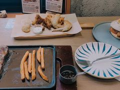 -必胜客(上海华谊新所店)
