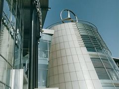-奔驰北京极光星徽(四元桥店)