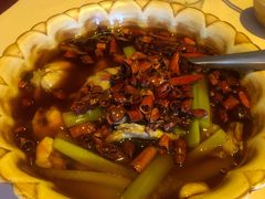 馋嘴牛蛙-龙门阵茶屋川菜馆(武康路店)