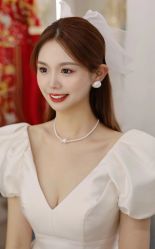 -艾米丽婚纱礼服