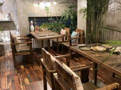 -HIGH FIVE哈福手工汉堡(桂林路店)