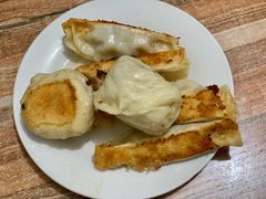 炉包-老方子馅饼粥(台东店)