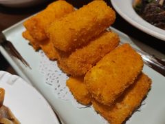 -东口码头·烧鸽子·鱼头泡饼·地方菜(金鹰悦城店)
