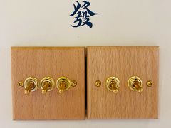 -LADY FAFA(巨鹿路陕西南路路口店)