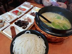 -老妈米线(港龙店)