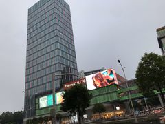 -钟书阁(群光广场店)