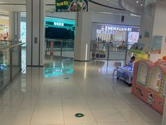 -万达广场(临港店)