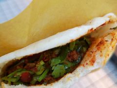 肥肠饼-曾笼笼牛肉饼