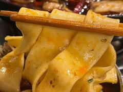 -鸿顺老铁锅美蛙鱼府(解放碑店)
