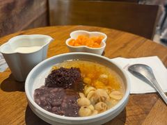 -三花奶奶的甜品(百联嘉定购物中心店)