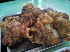 -荣吉招牌自助骨头锅(顾乡店)