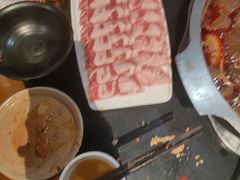 -辣莊重庆老火锅(威海高铁站韩乐坊店)