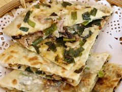 干菜肉麦饼-桐香园小笼包(百井坊巷店)