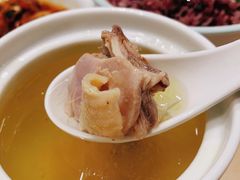 -老乡鸡(上海白玉兰广场店)