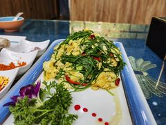 -三江源美食城