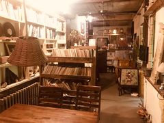 -斯多格书乡(北京大学畅春园店)