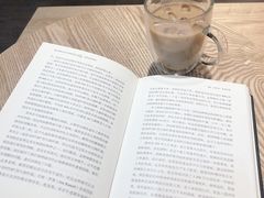-钟书阁(珍园店)