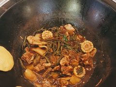 -人民公社铁锅炖·东北菜(卫国道店)