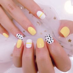 -蜜丝卡伦美甲美睫半永久
