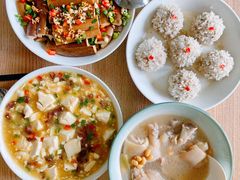 -葱妈母婴医护月嫂中心(浦东店)