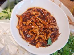 -关东小磨东北菜(上海长风大悦城店)