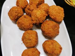豆腐丸子-华强阁菊花宴自助火锅店