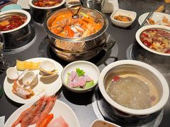 -钱小奴海鲜自助黑金店(杭州滨江龙湖店)