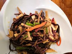 -小厨子私房菜·云南美食店