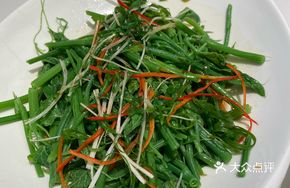 Century Egg and Buddha's Hand Gourd Tips Stew