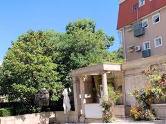 -伯衡55·吉品轩(乌鲁木齐南路店)