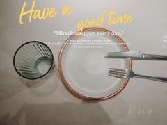 -阿妮叶李(光谷世界城店)