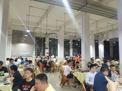 大堂-标记美食新鲜猪杂(兴南大道店)