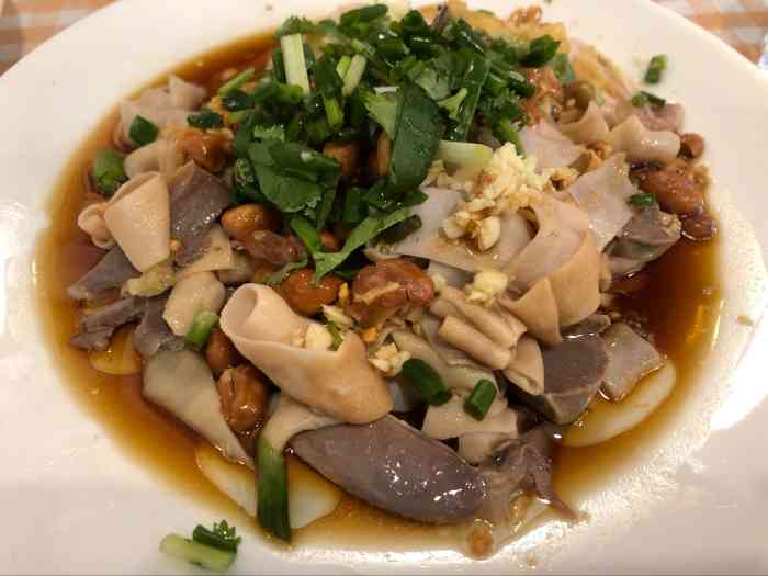 白切易-"工作地点就在附近,来这边吃工作餐的,同事."-大众点评移动版