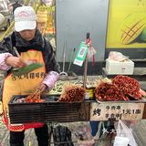 童年的一元肉串炭火味太足了