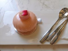 玫瑰草莓芝士蛋糕-PAUL LAFAYET 法式甜品(港汇广场店)