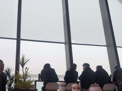 -抱抱地球咖啡馆(国家海洋博物馆店)