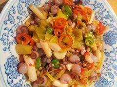 -头上红煨盐鸡乡村食府