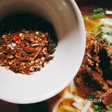 这是一家开了有10多年的老店了，现在换了新的地方