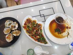-覃记海鲜美食餐厅