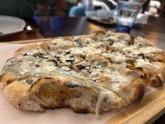 -卡佩罗意大利餐厅及酒吧Al Cappello Trattoria