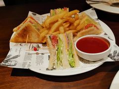 -Ambra Haus琥珀屋精酿餐厅(宝山店)