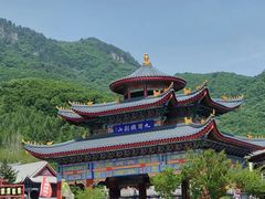 -九鼎铁刹山风景区