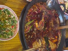 -馋虫重庆火锅(玉林南街店)