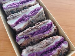 紫薯红豆切糕-米阿糯糕团•酒酿•甜品(莫愁店)