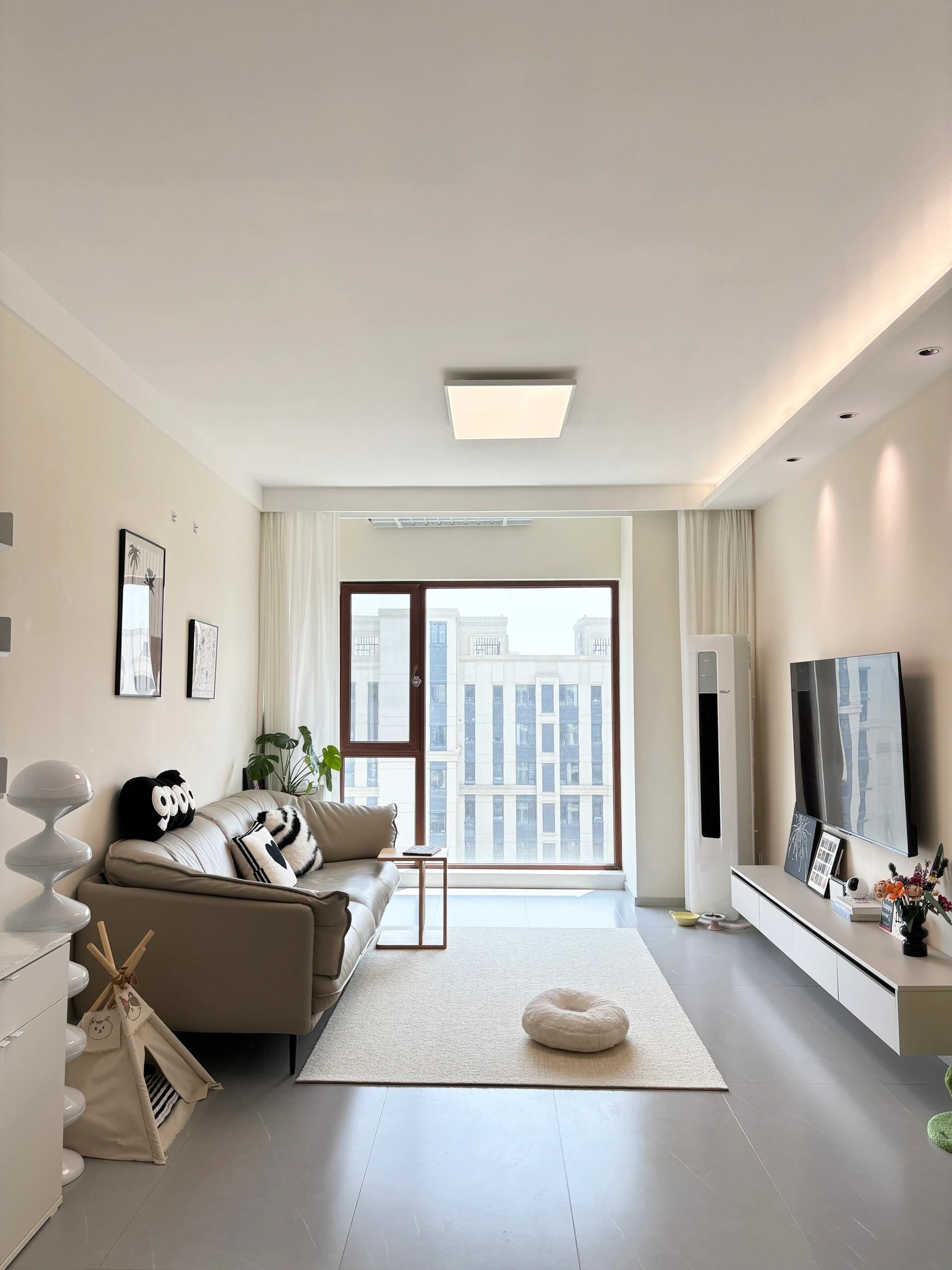 客厅新风貌～简约又舒适