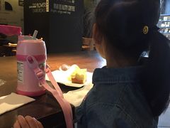 -星巴克臻选(上海长风大悦城店)
