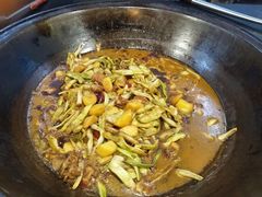 -靠山屯东北农家菜(八龙桥雅苑店)