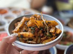 -包整·丝娃娃(一览甲秀楼风景店)