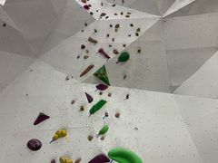 -山之巅攀岩馆(太古城店)