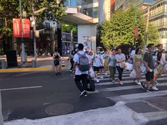 -星巴克(西藏路店)